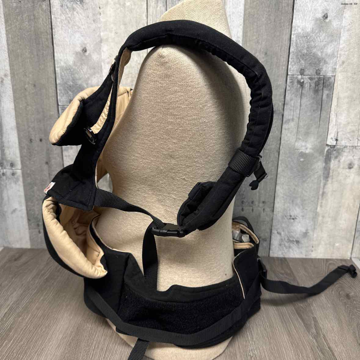 Ergo Black/Tan Infant Carrier - OodlesCB