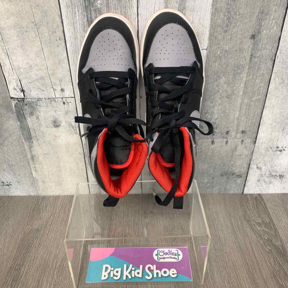Size 3 Gray/Black Sport Brand Sneakers