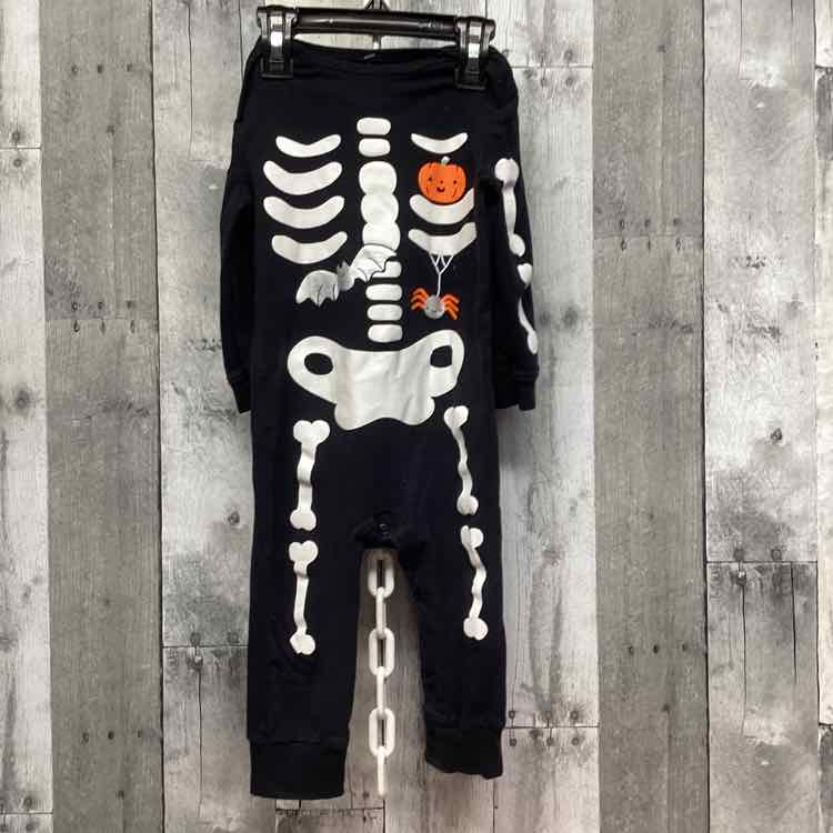 Size 18 Months Black Carter's Romper