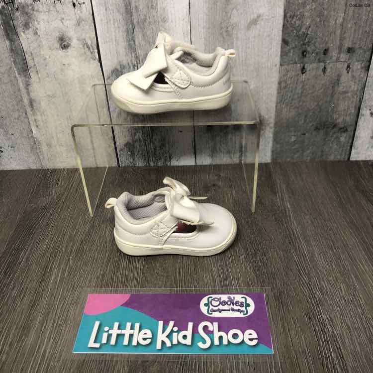 Size 3 Months White Stride Rite Sneakers