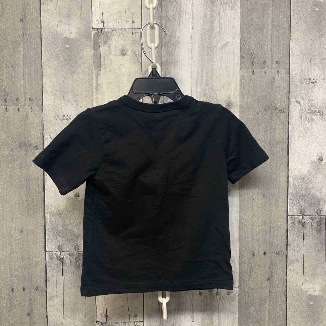 Size 2T Black/Orange Children's Place T Shirt