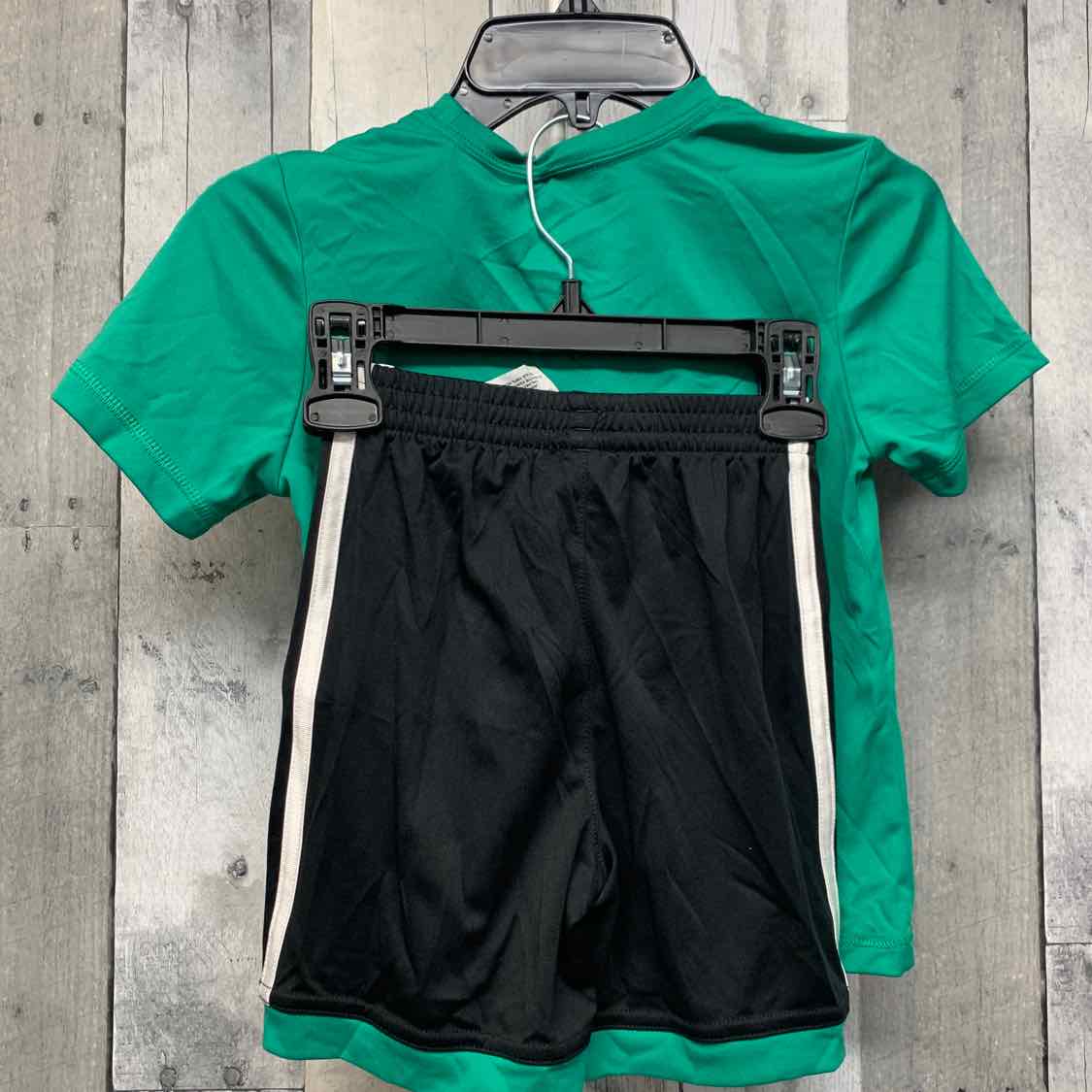 Size 4 Green/Black Sport Brand Shirt/Shorts - OodlesCB