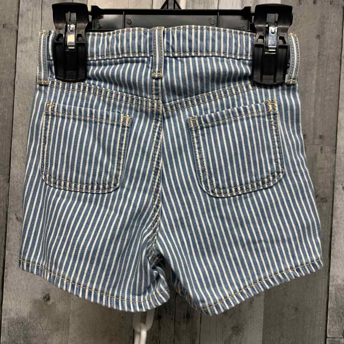 Size 5T Blue Striped Old Navy Shorts