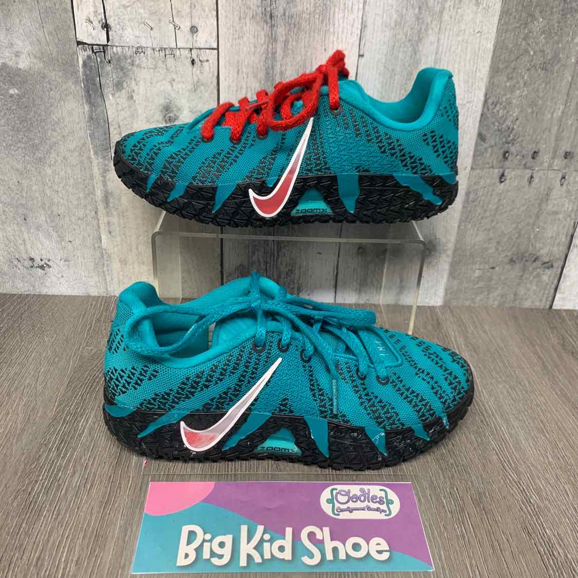 Size 3.5 Teal/Black Sport Brand Sneakers