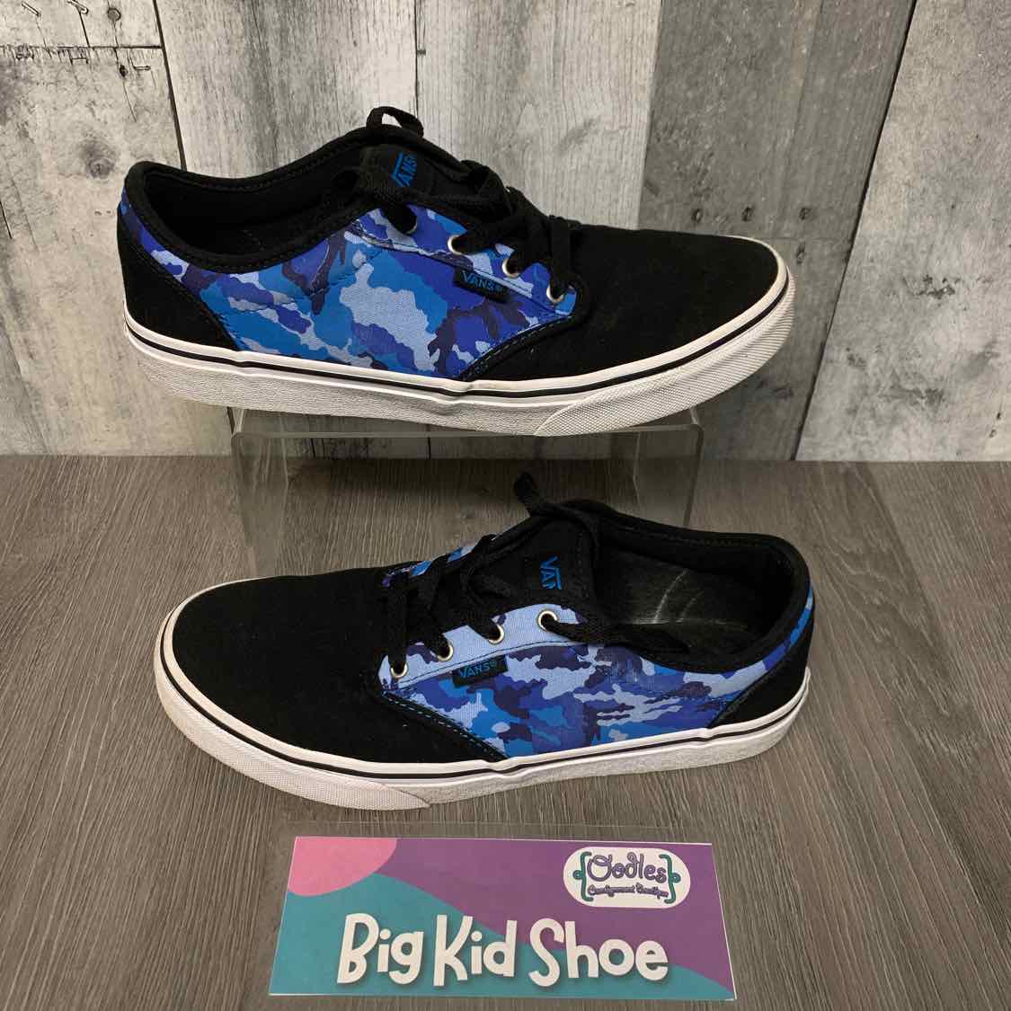 Size 7 Blue/Black Vans Sneakers