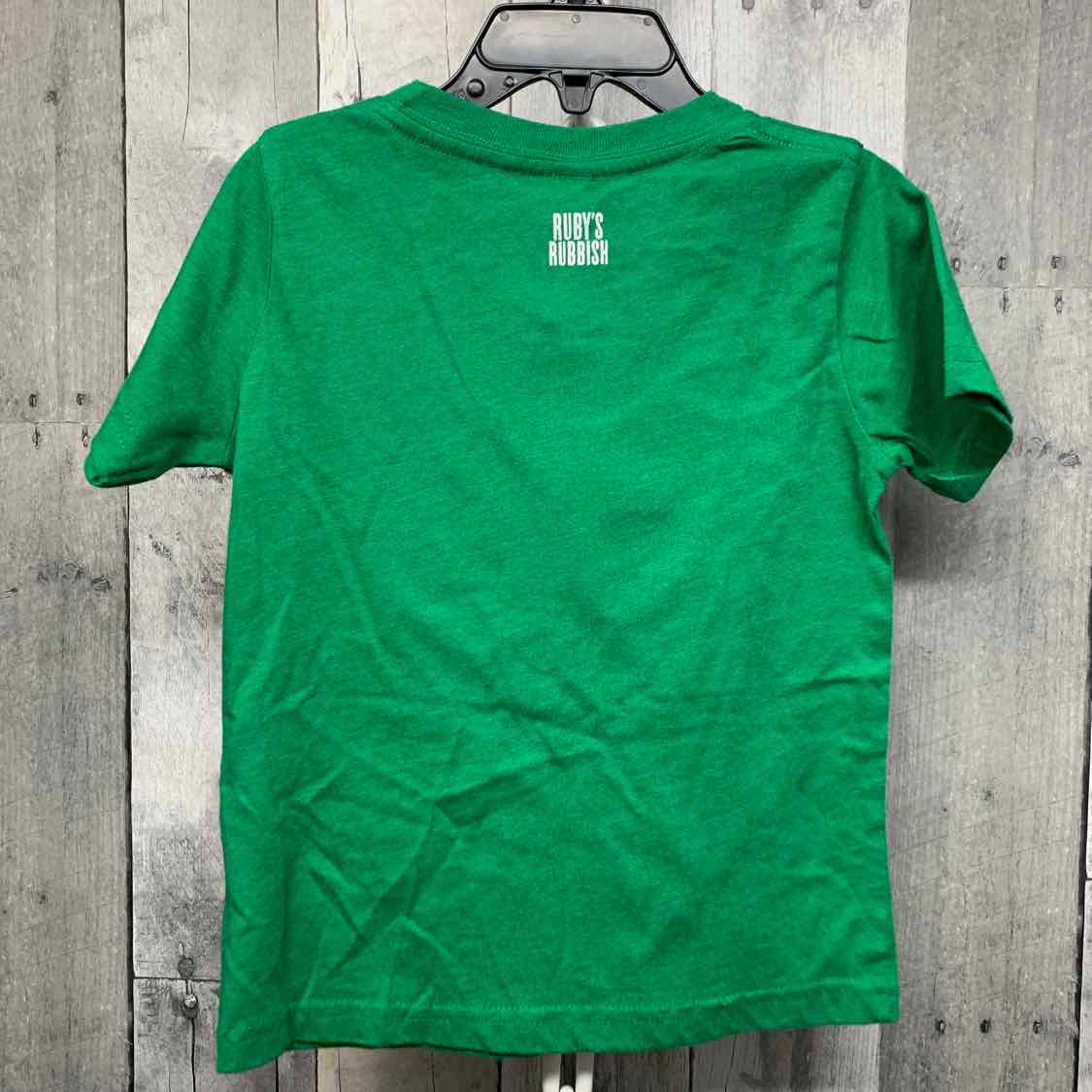 Size 3 Green Graphic Holiday Brands T Shirt