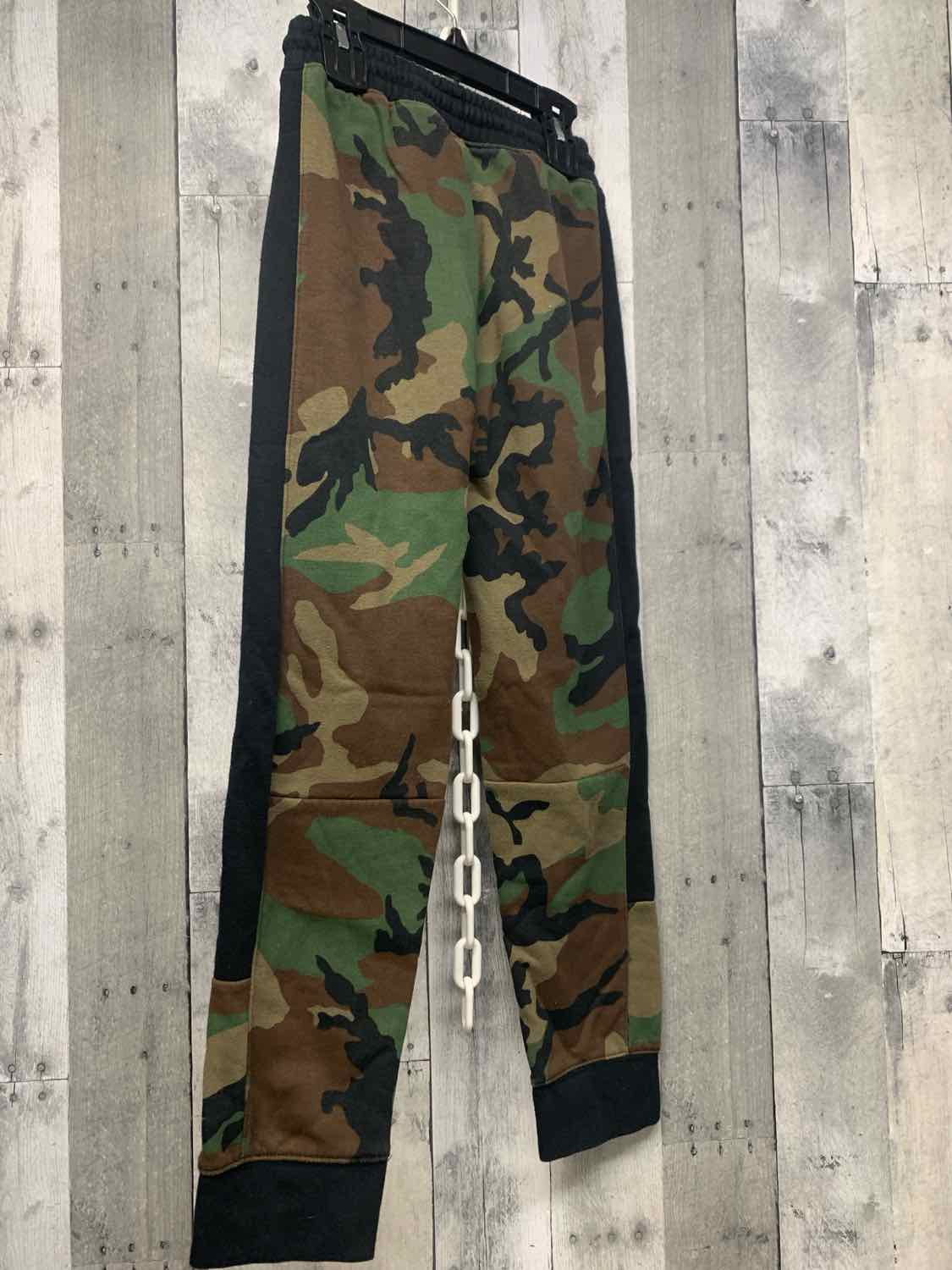 Size 10/12 Green Camo Sport Brand Athletic Pants