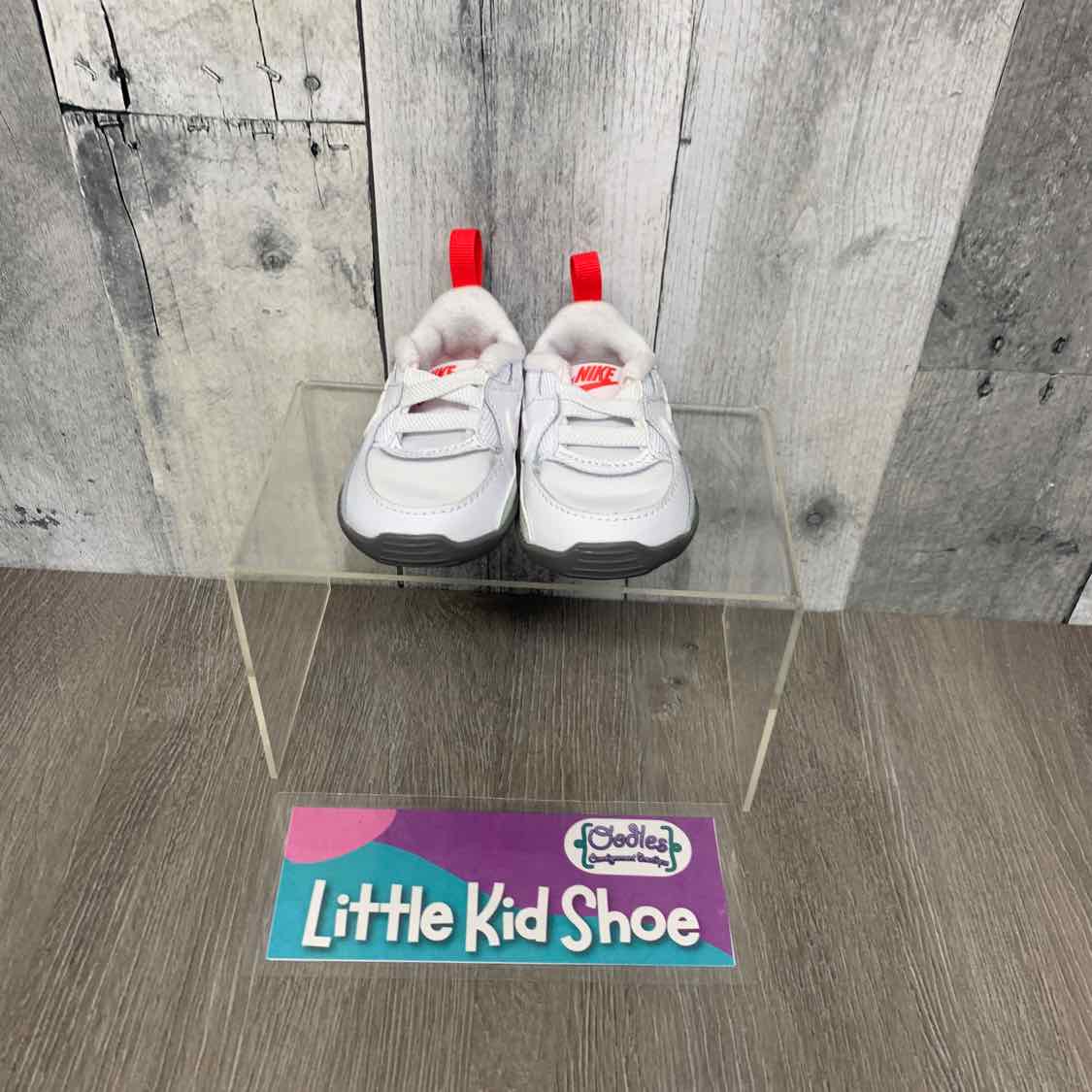 Size 1 White/Pink Sport Brand Soft Sole Shoes