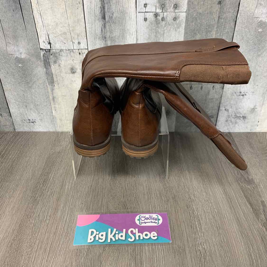 Size 3 Brown Cat & Jack Boots