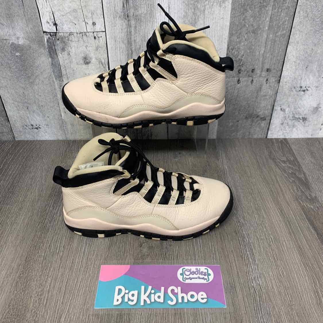 Size 4.5 Tan/Black Sport Brand Sneakers