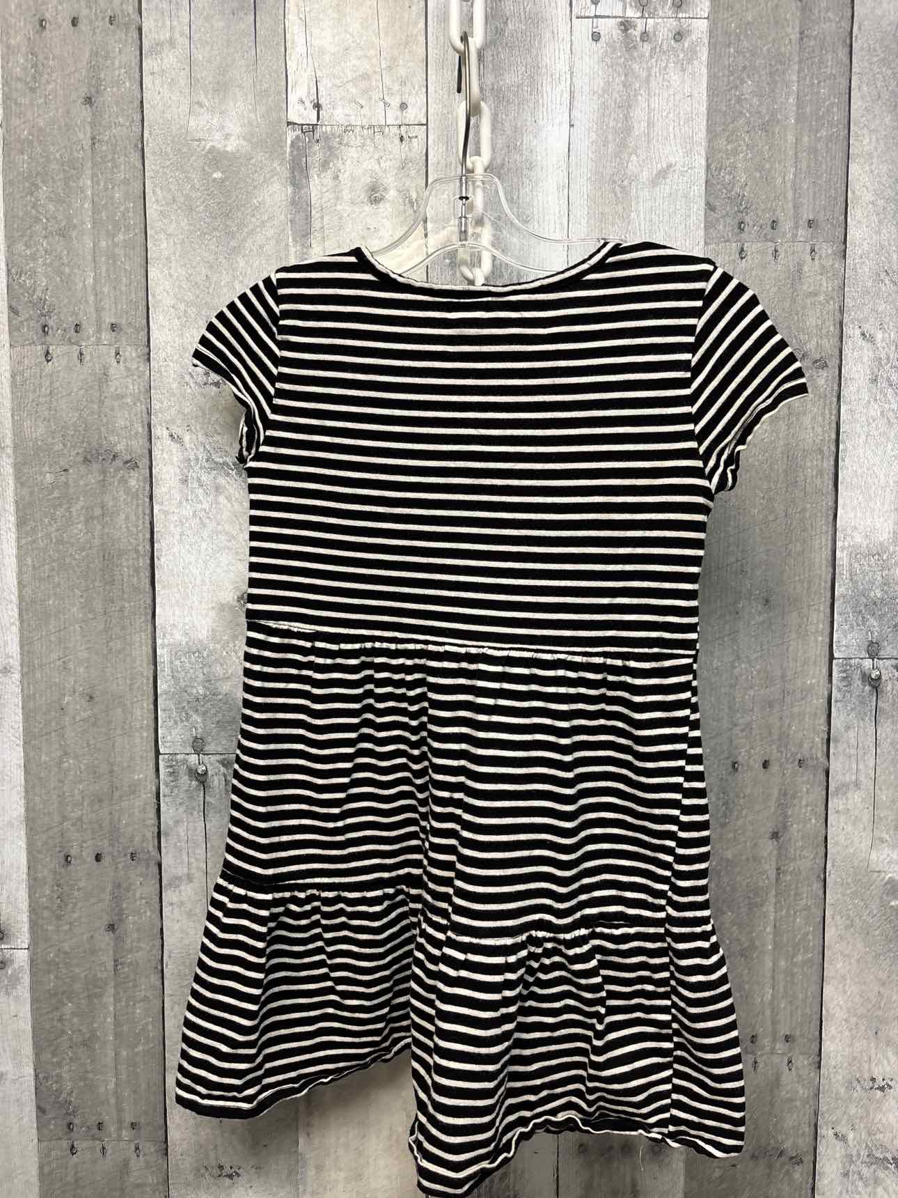 Size 6/7 Black/White Old Navy Dress - Knit