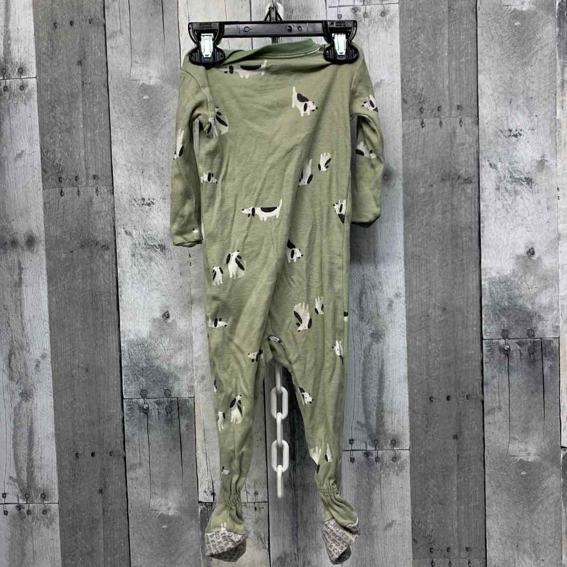 Size 12 Months Green Print Carter's Footy PJs