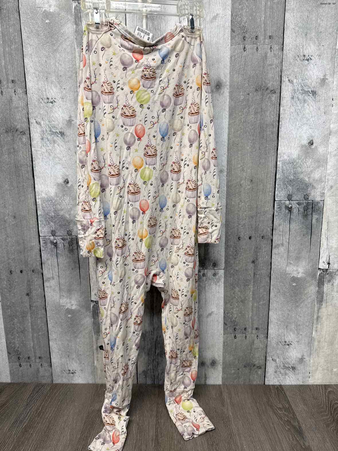 Size 2T White Print Bamboo Footy PJs