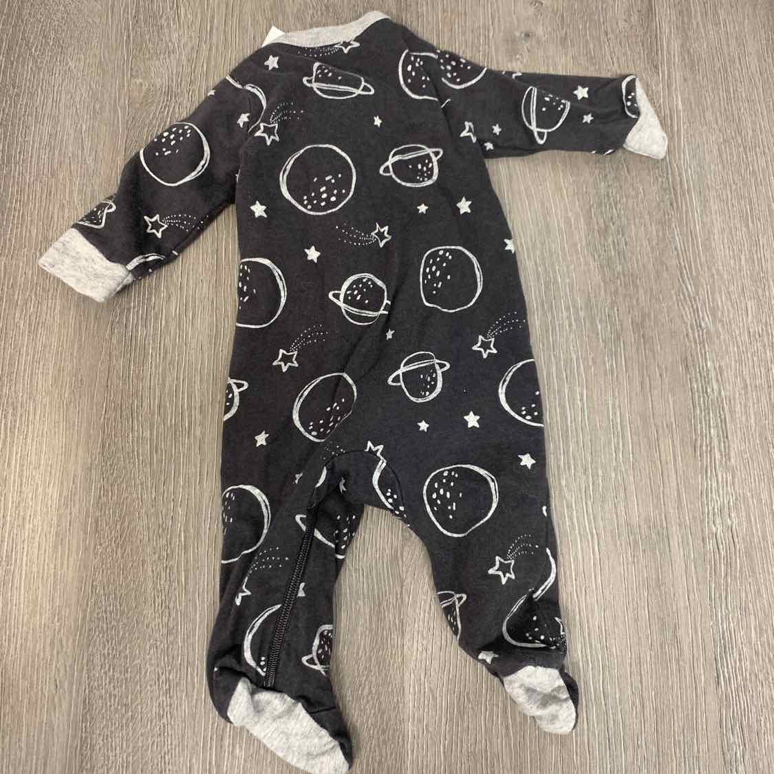 Size Preemie Gray Print Gerber Footy PJs
