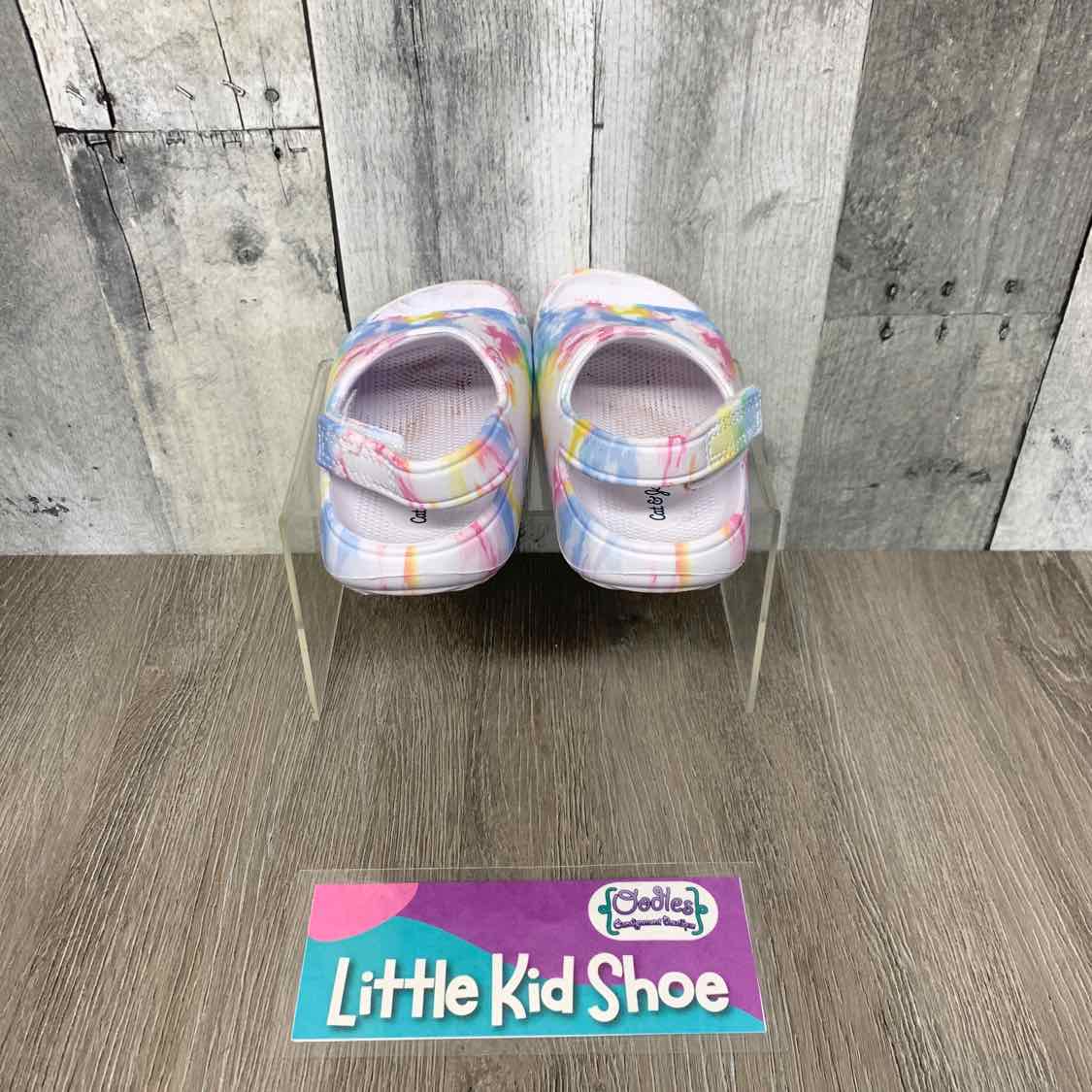 Size 8 White/Blue Cat & Jack Sandals