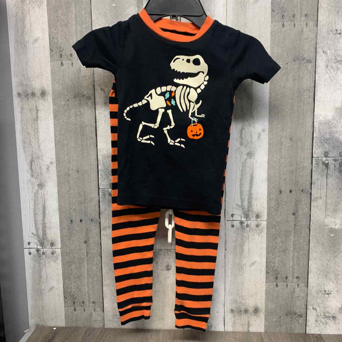 Size 4T Black/Orange Just One You 2pc PJs