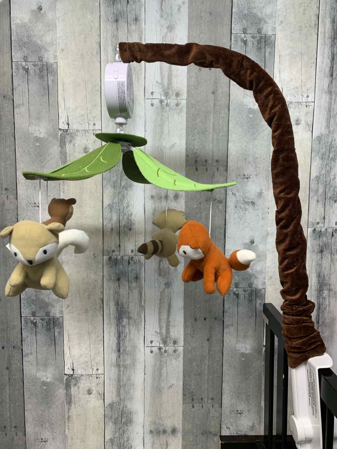 Lambs & Ivy Brown/Green Woodlands Mobile