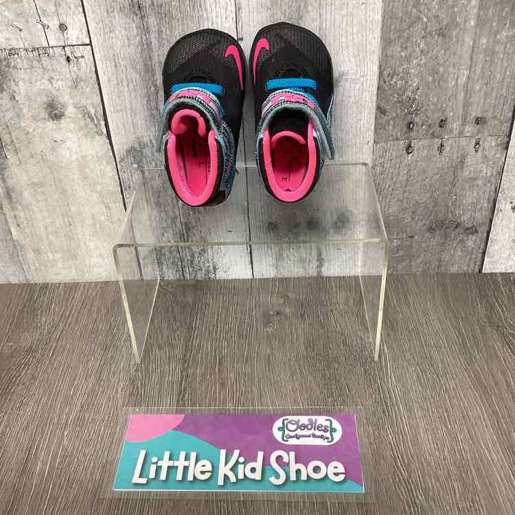 Size 3 Black/Pink Sport Brand Soft Sole Shoes