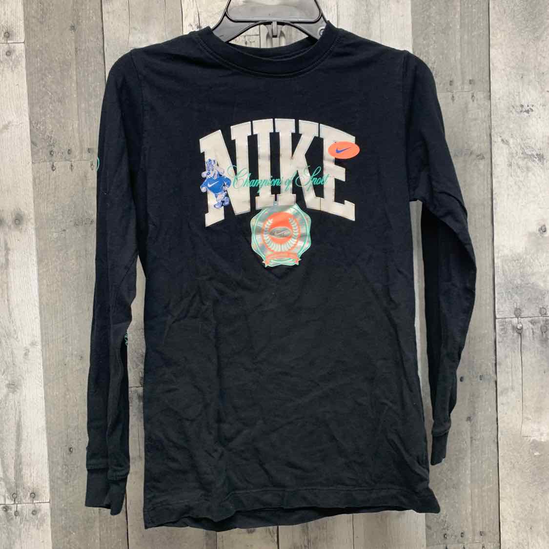 Size Medium Black/Pink Sport Brand Long Sleeve Shirt