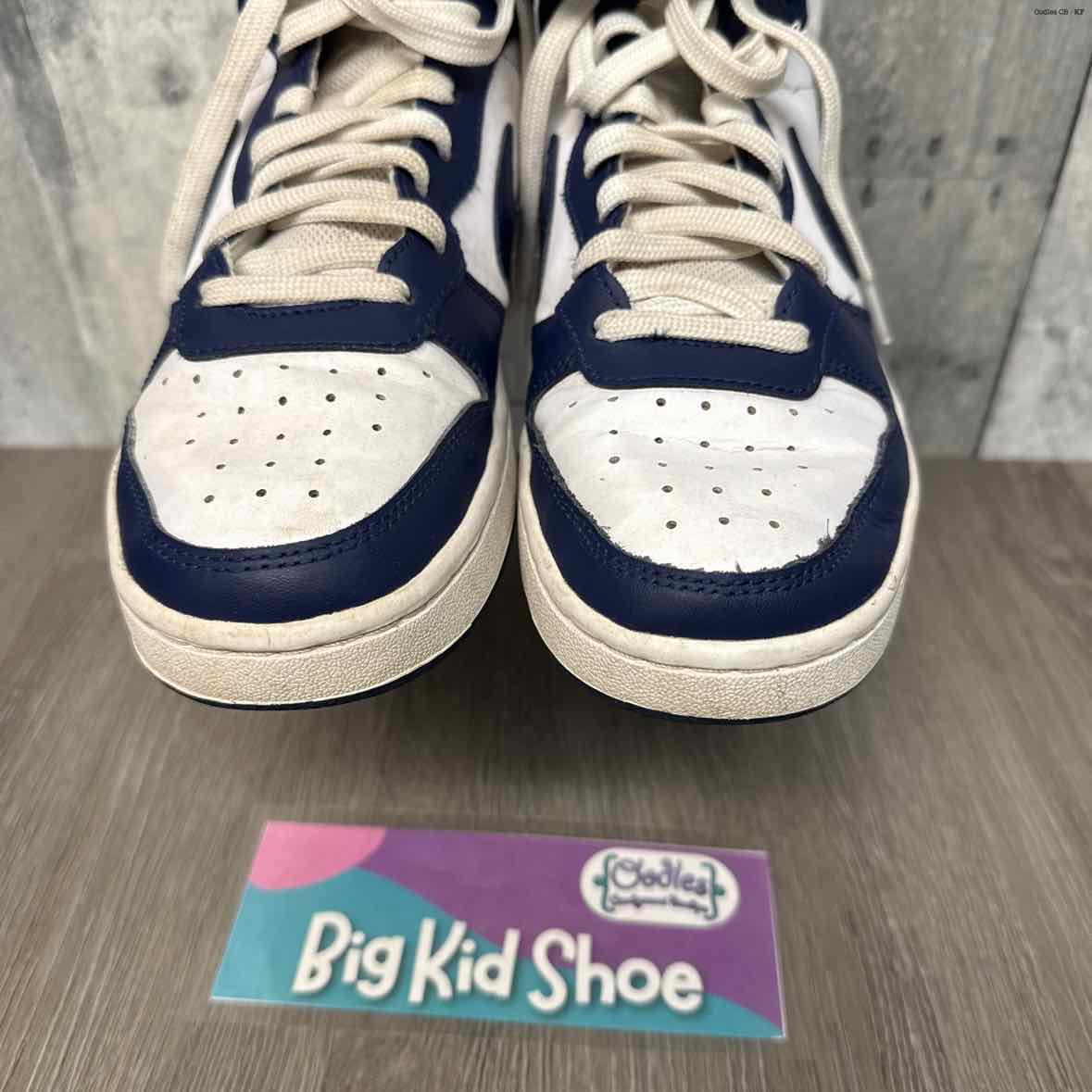 Size 7 White/Navy Sport Brand Sneakers
