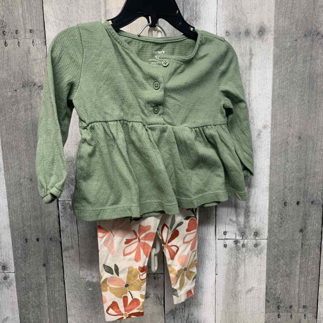 Size 12 Months Green/White Carter's Shirt/Leggings