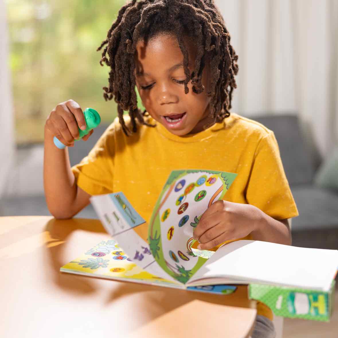 Melissa & Doug Sticker WOW! Dinosaur