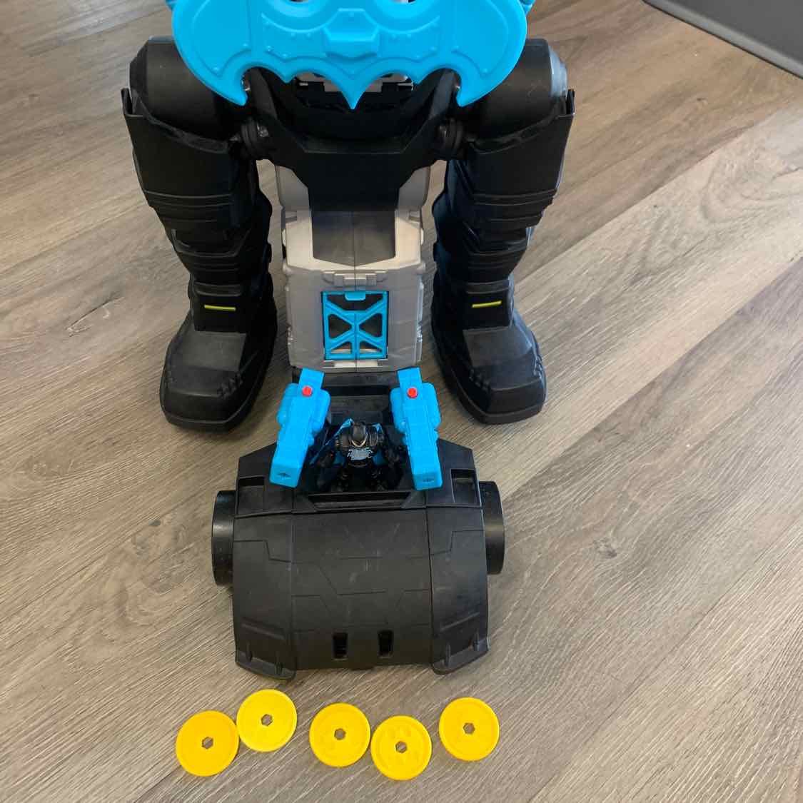 Imaginext Blue/Black Misc Playset