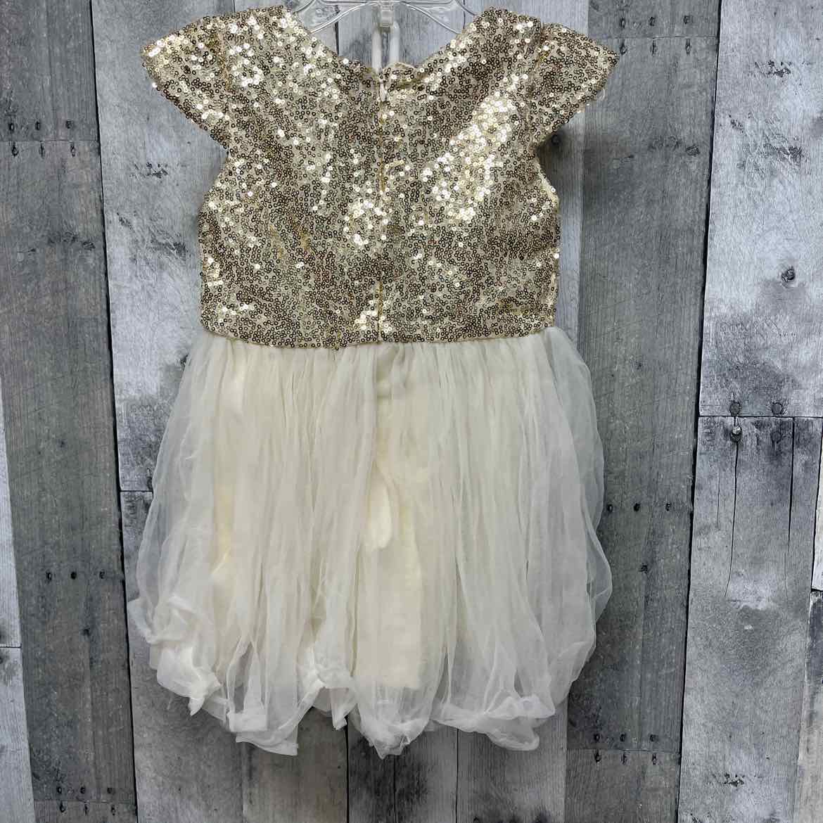 Size 3/4 Gold/White Mid Brand Dress