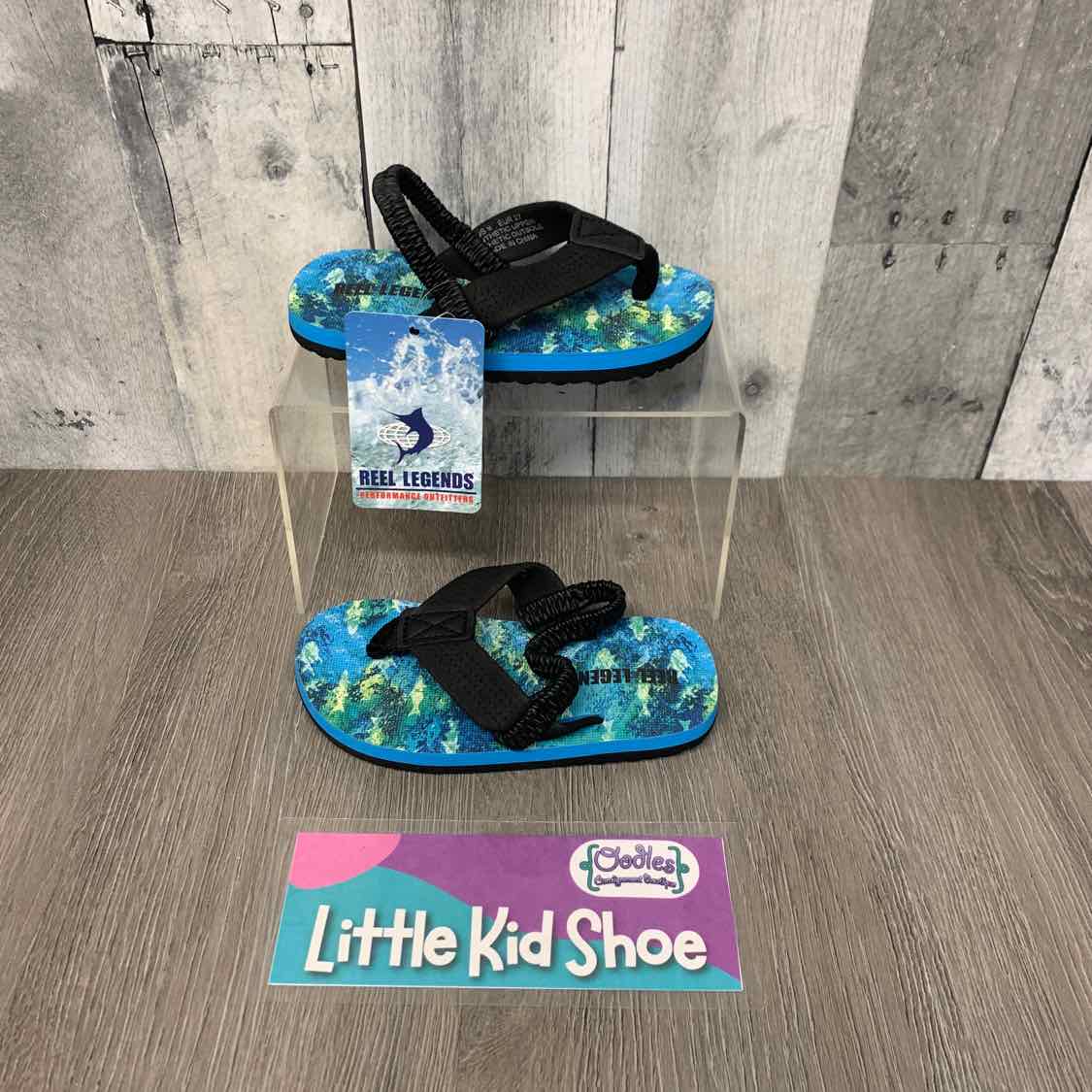 Size 9 Blue/Black Reel Legends Flip Flops - OodlesCB