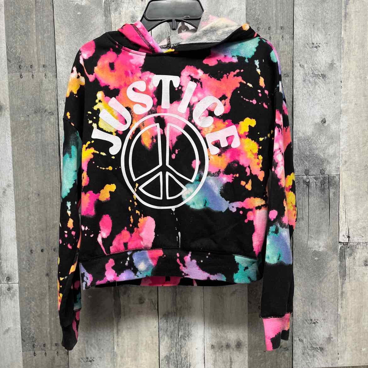 Size Medium Black Print Justice Pull Over