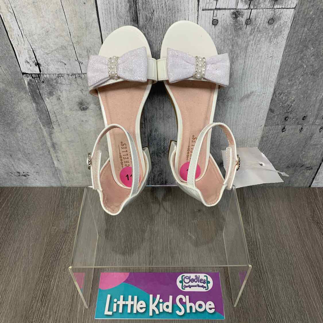 Size 11 White B Brand Dress Shoes