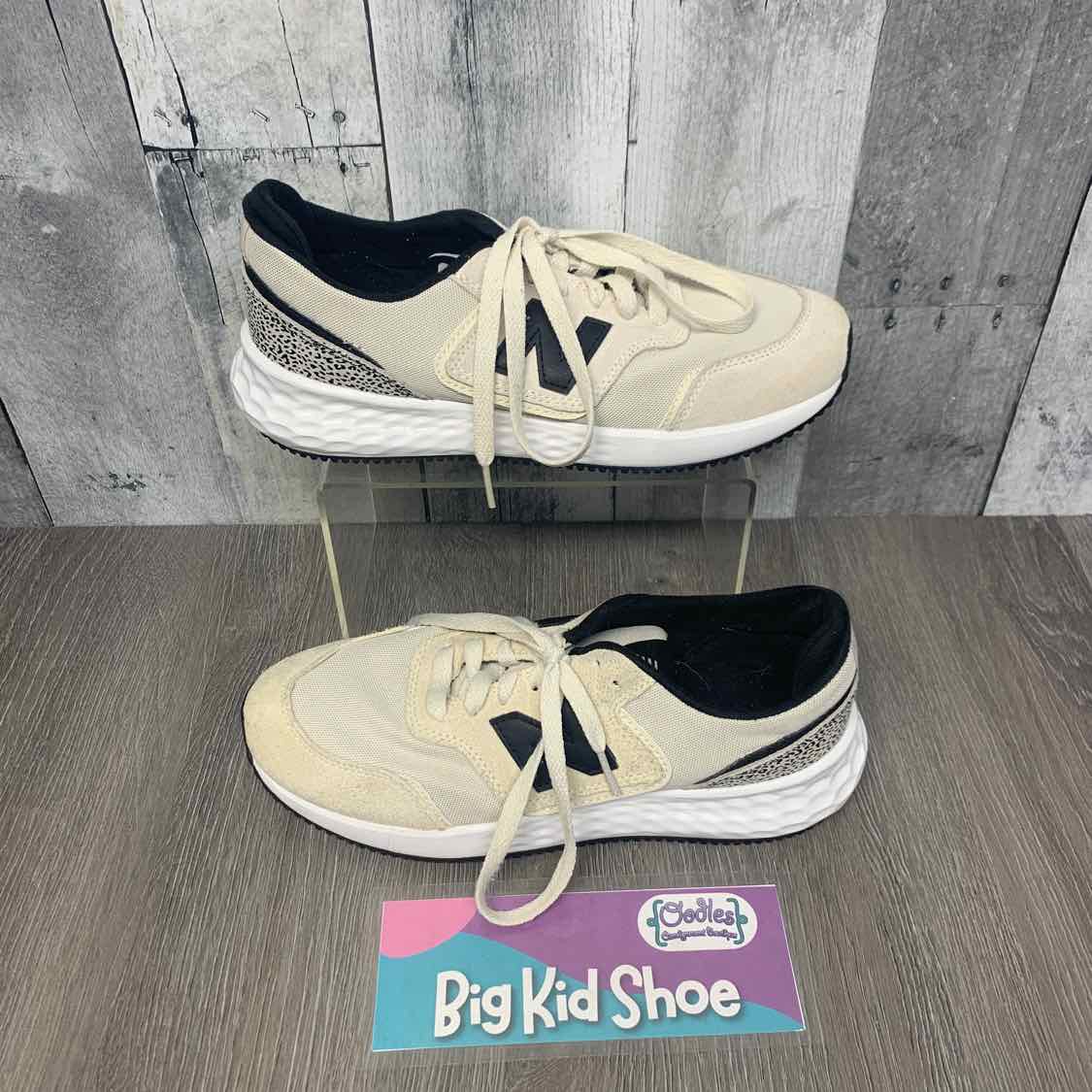 Size 5 Tan/Black New Balance Sneakers