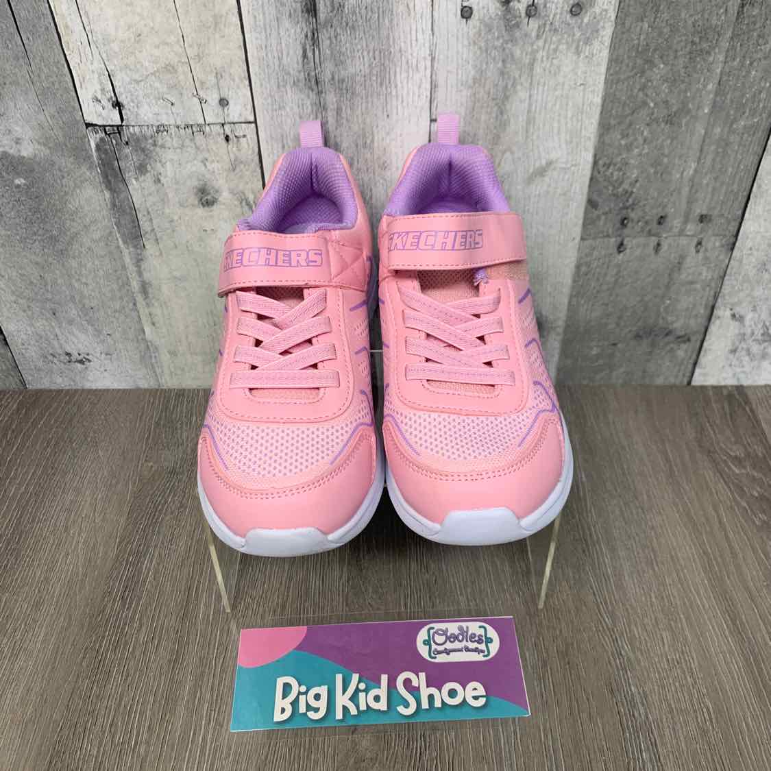 Size 3 Pink/Purple Skechers Sneakers