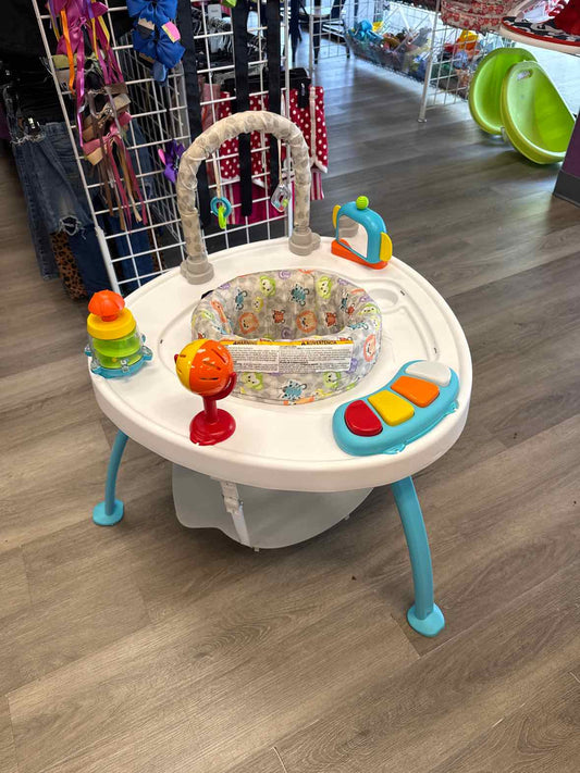 Baby Trend White/Blue Exersaucer