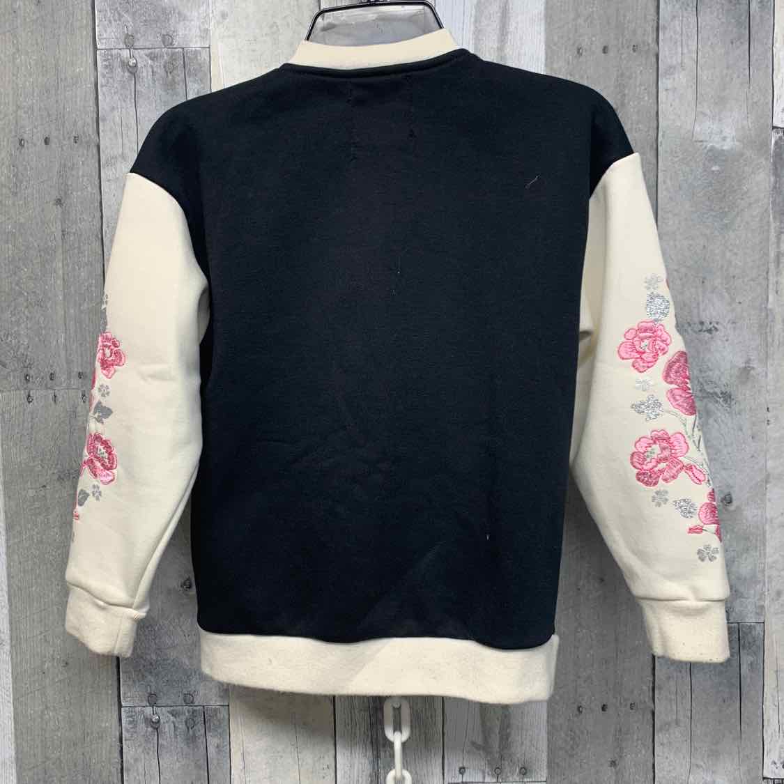 Size 7/8 Black/White Btween Light Jacket