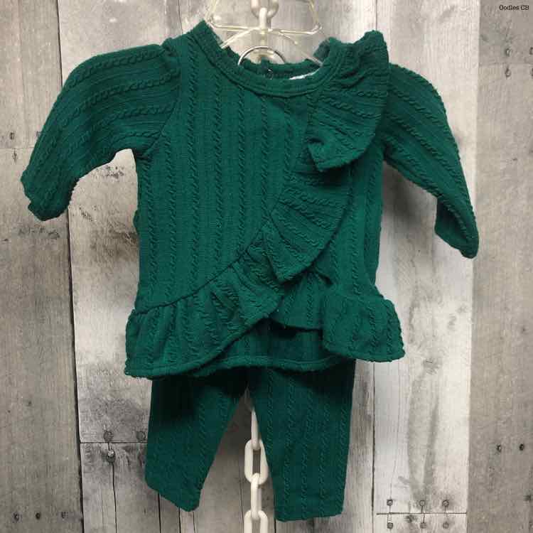 Size 0-3 Months Green B Brand Shirt/Leggings