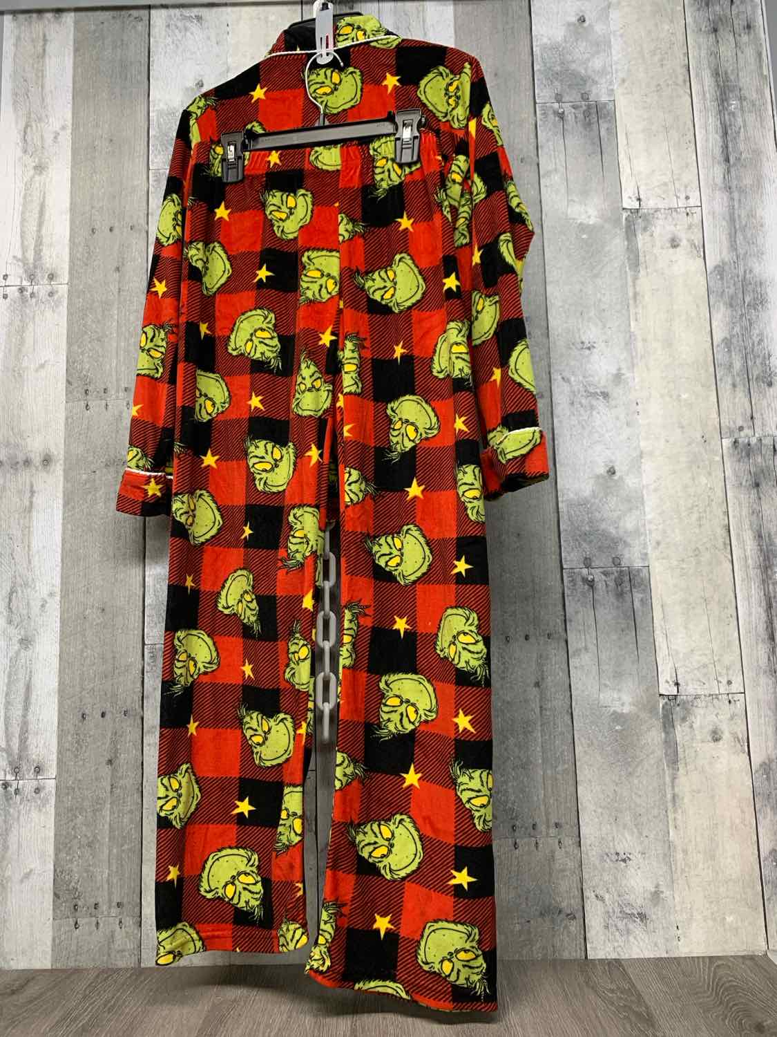 Size 14/16 Red Plaid Dr Seuss 2pc PJs