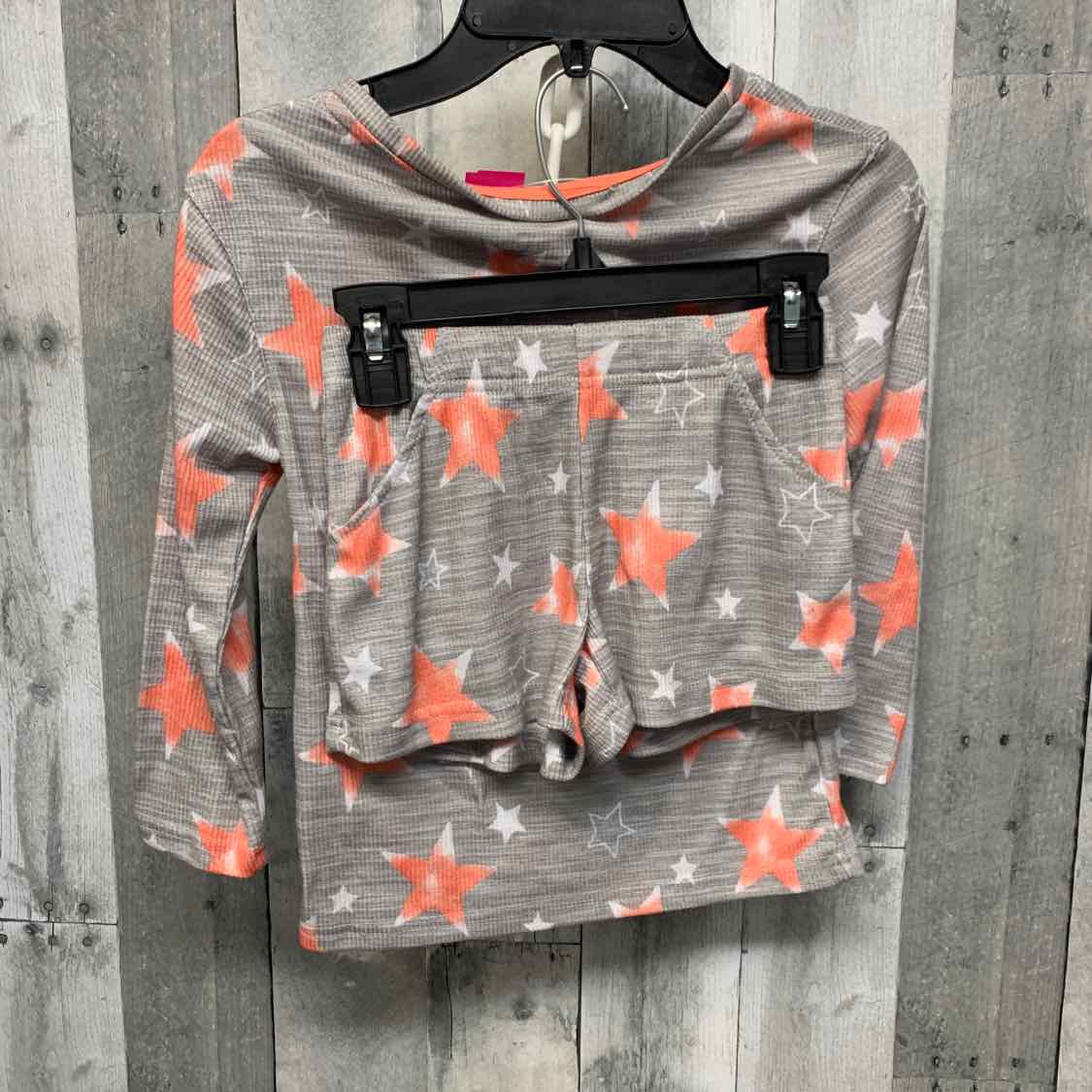 Size 4/5 Tan/Orange Wonder Kids 2pc PJs