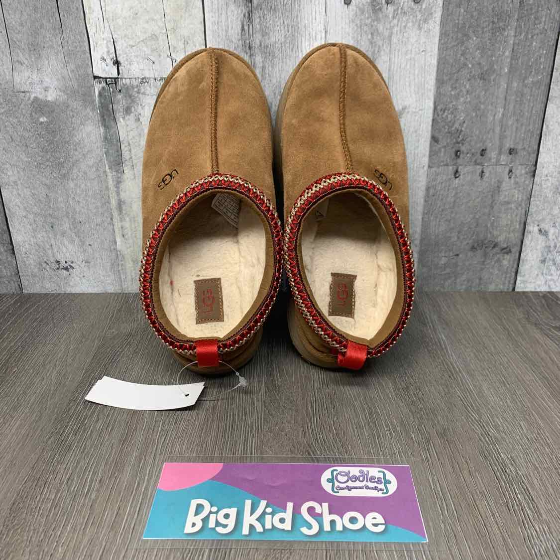 Size 5 Brown UGG Boots