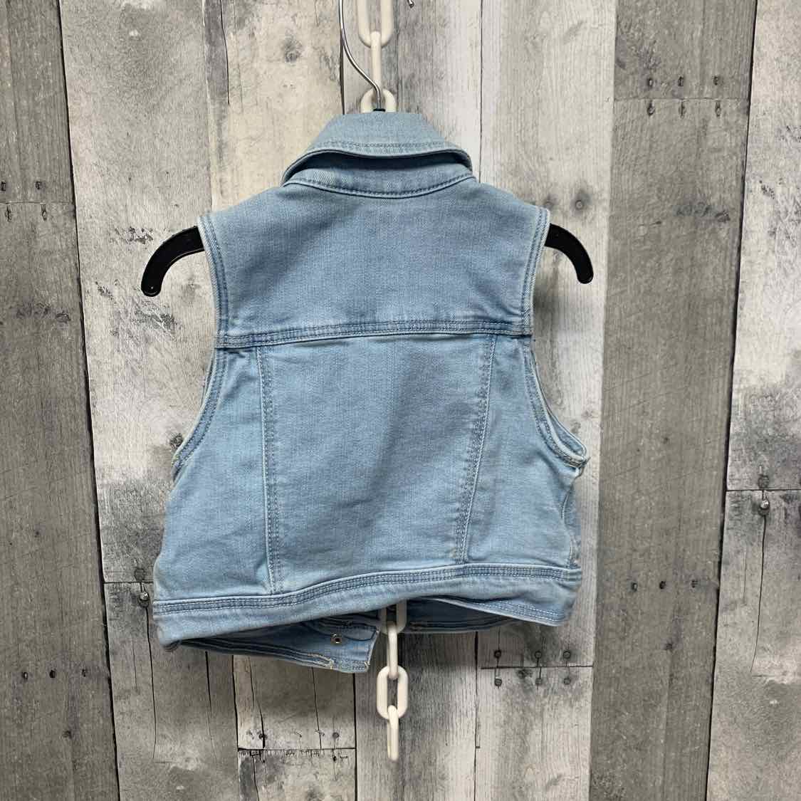Size 4/5 Denim Cat & Jack Vest - Outer