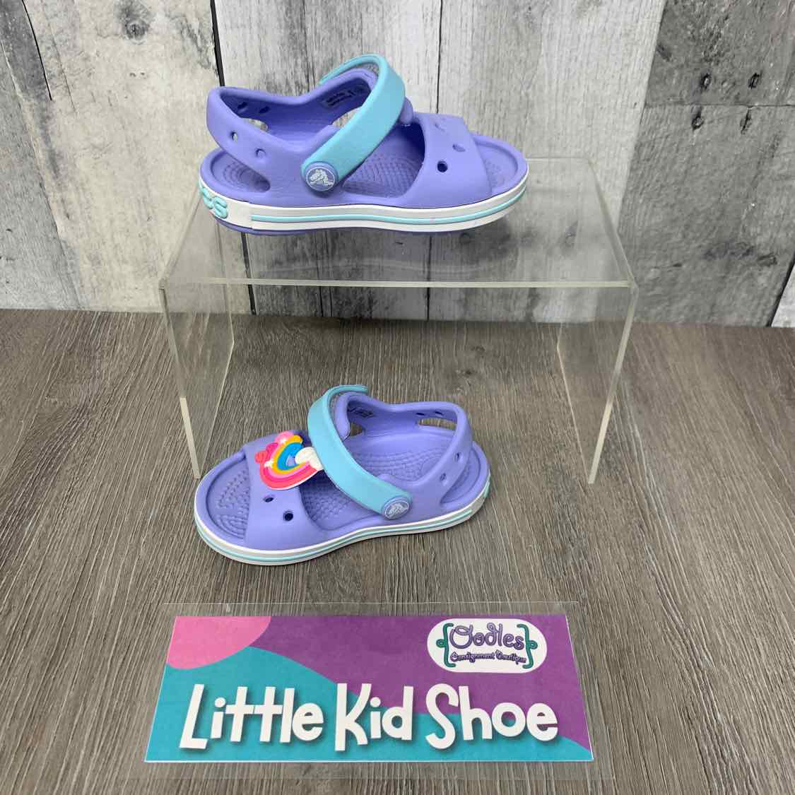 Size 4 Purple Crocs Sandals - OodlesCB