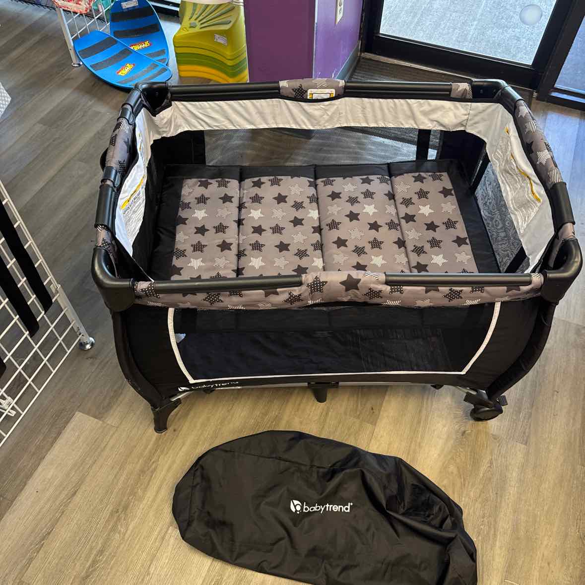 Baby Trend Black star Pack N Play