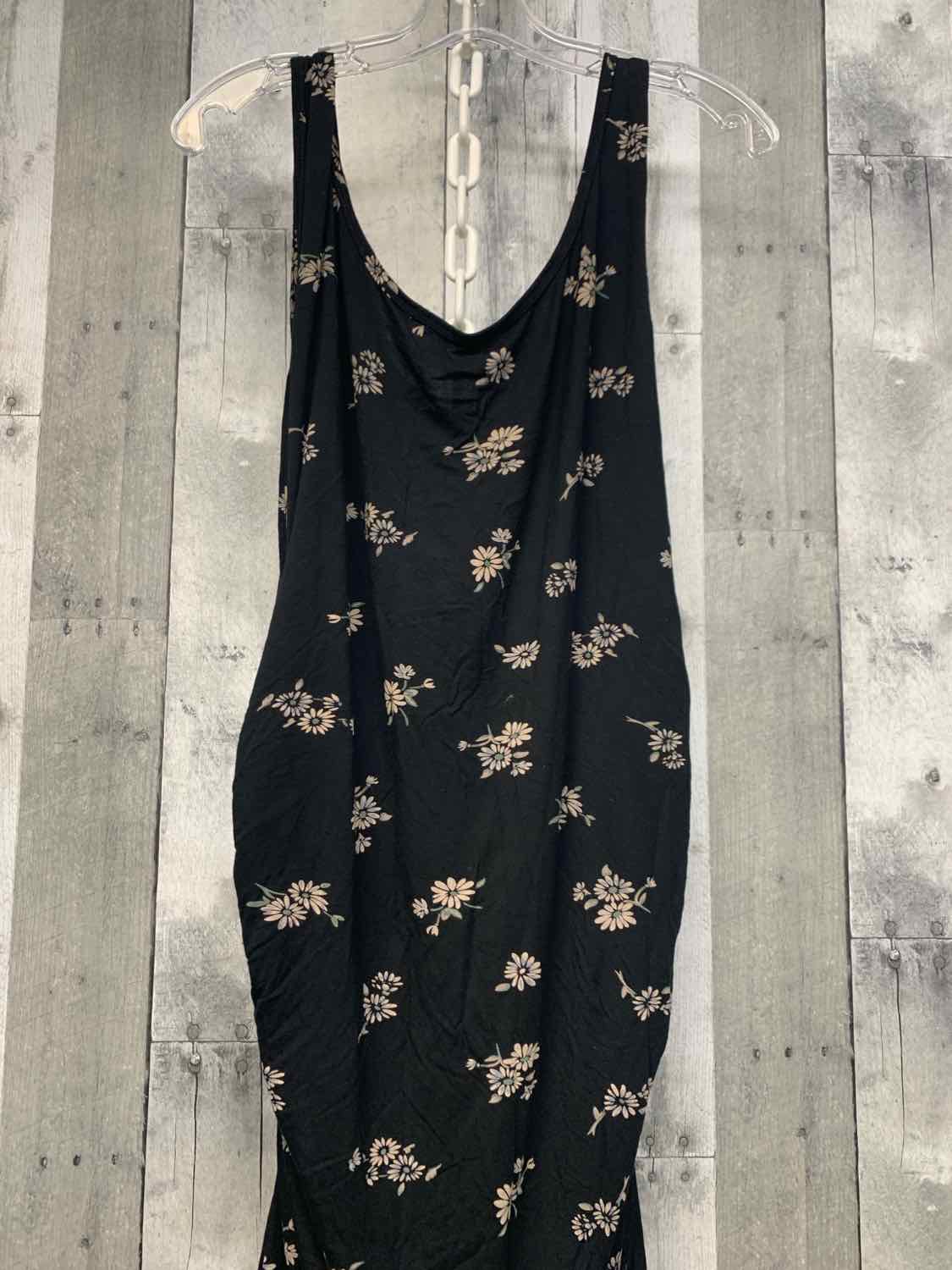 Size XXL Black Floral Print Mid Brand Dress - Short Sleeve