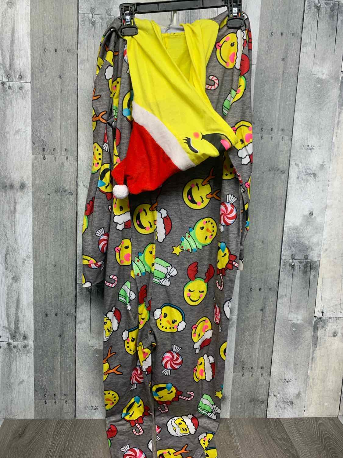 Size 10 Gray/Yellow Justice Footy PJs