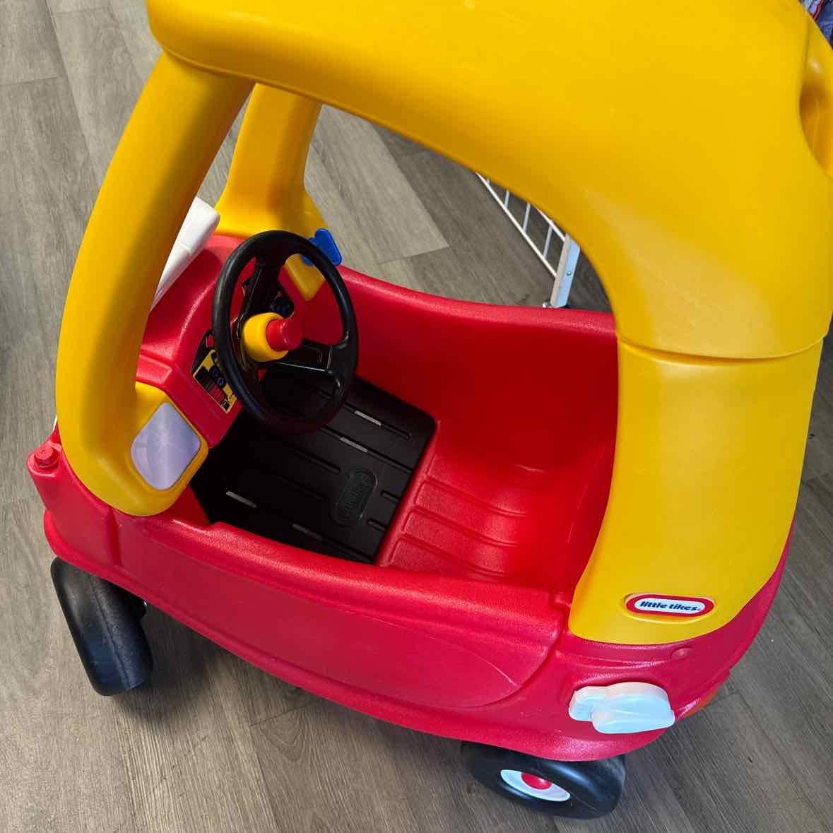 Little Tikes Red Pedal Car/Ride On