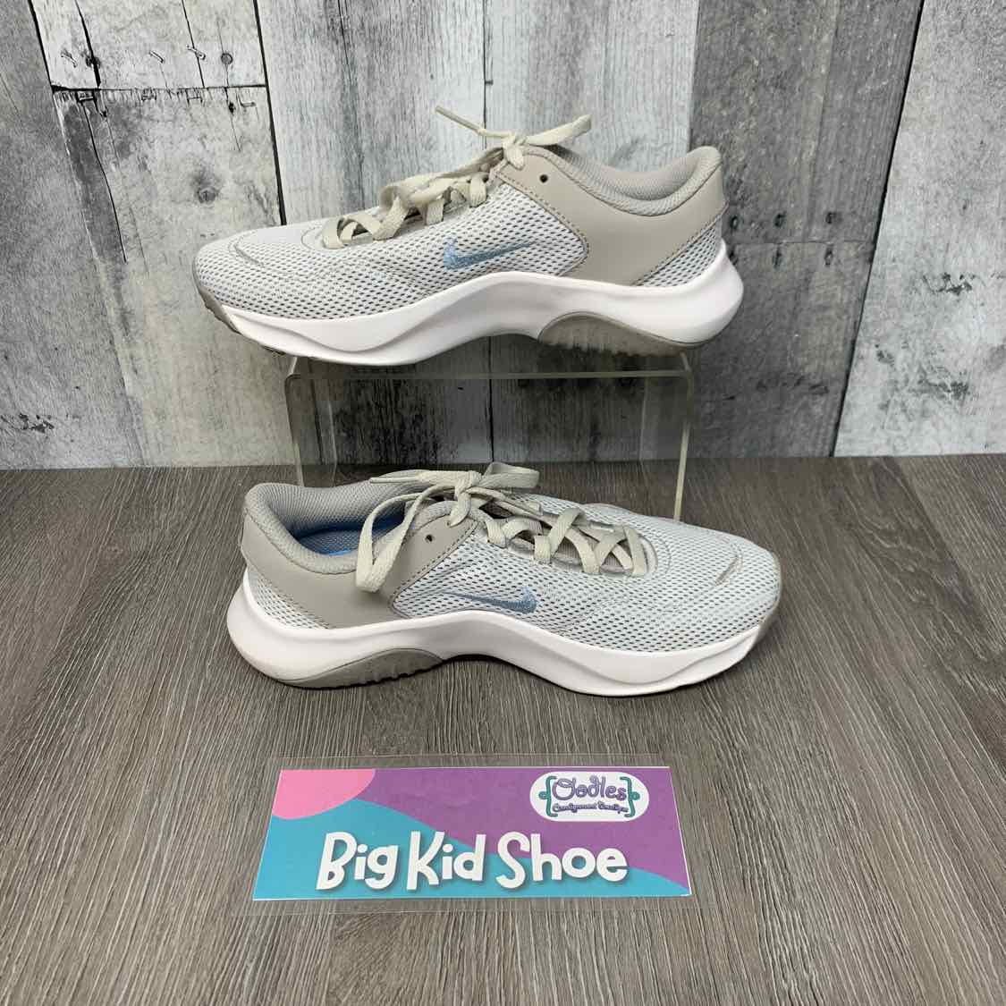 Size 5.5 Tan/White Sport Brand Sneakers