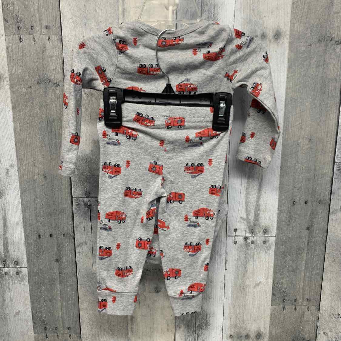 Size 12 Months Gray Graphic Carter's Shirt/Pants