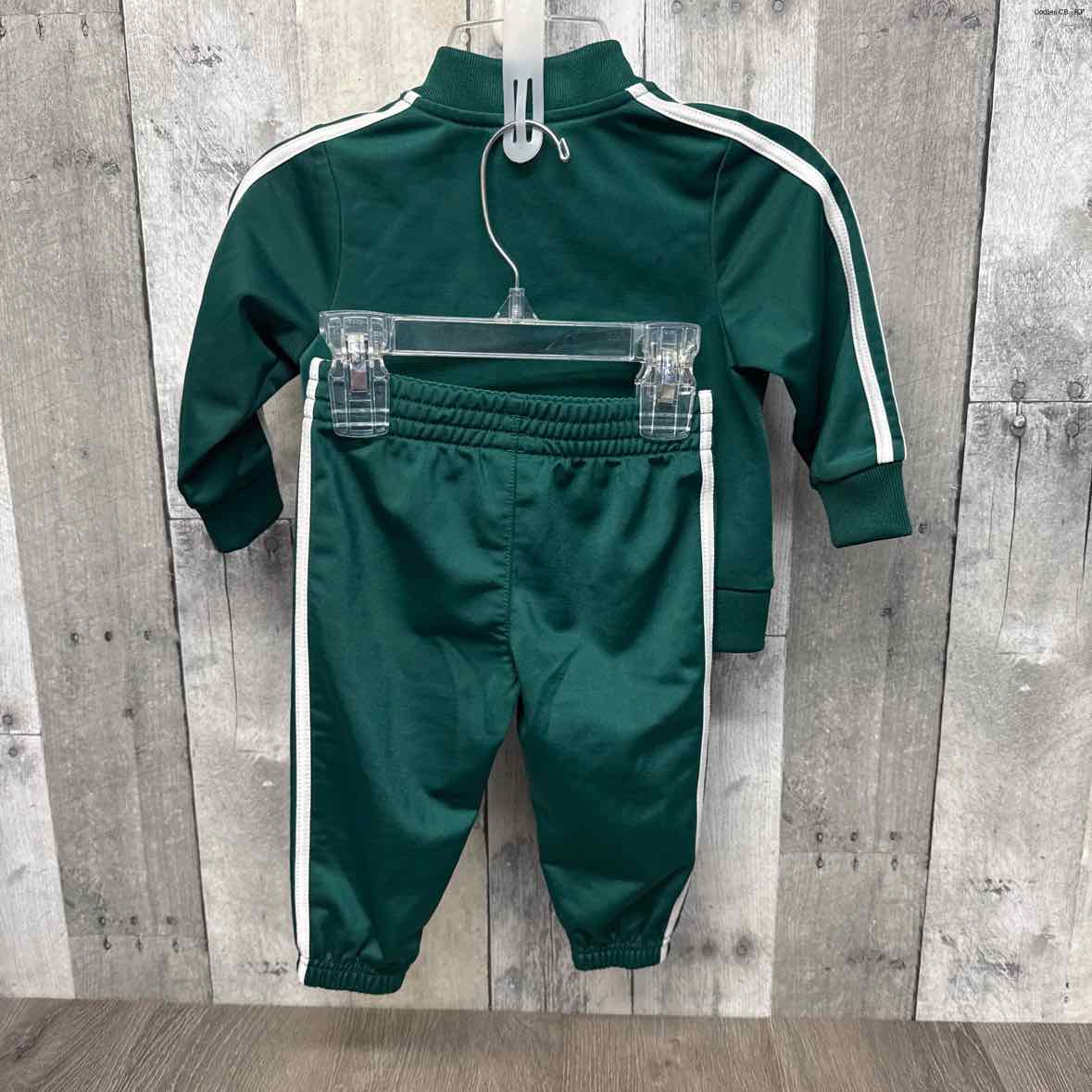 Size 6 Months Green/White Sport Brand Jacket/Pants