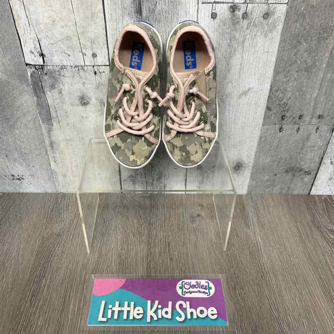 Size 8 Green Camo Keds Sneakers