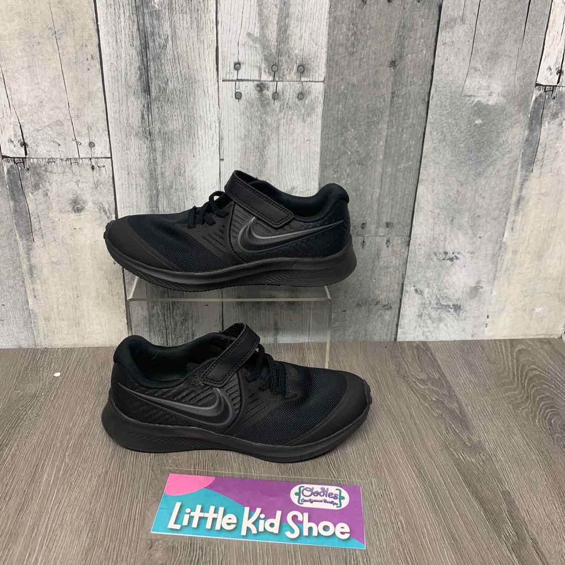 Size 2.5 Black Sport Brand Sneakers